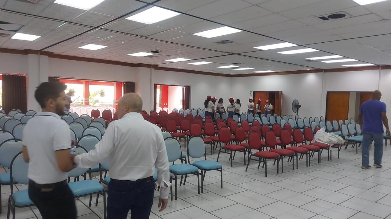 Hotel Mariscal Robledo Cartago Exteriör bild