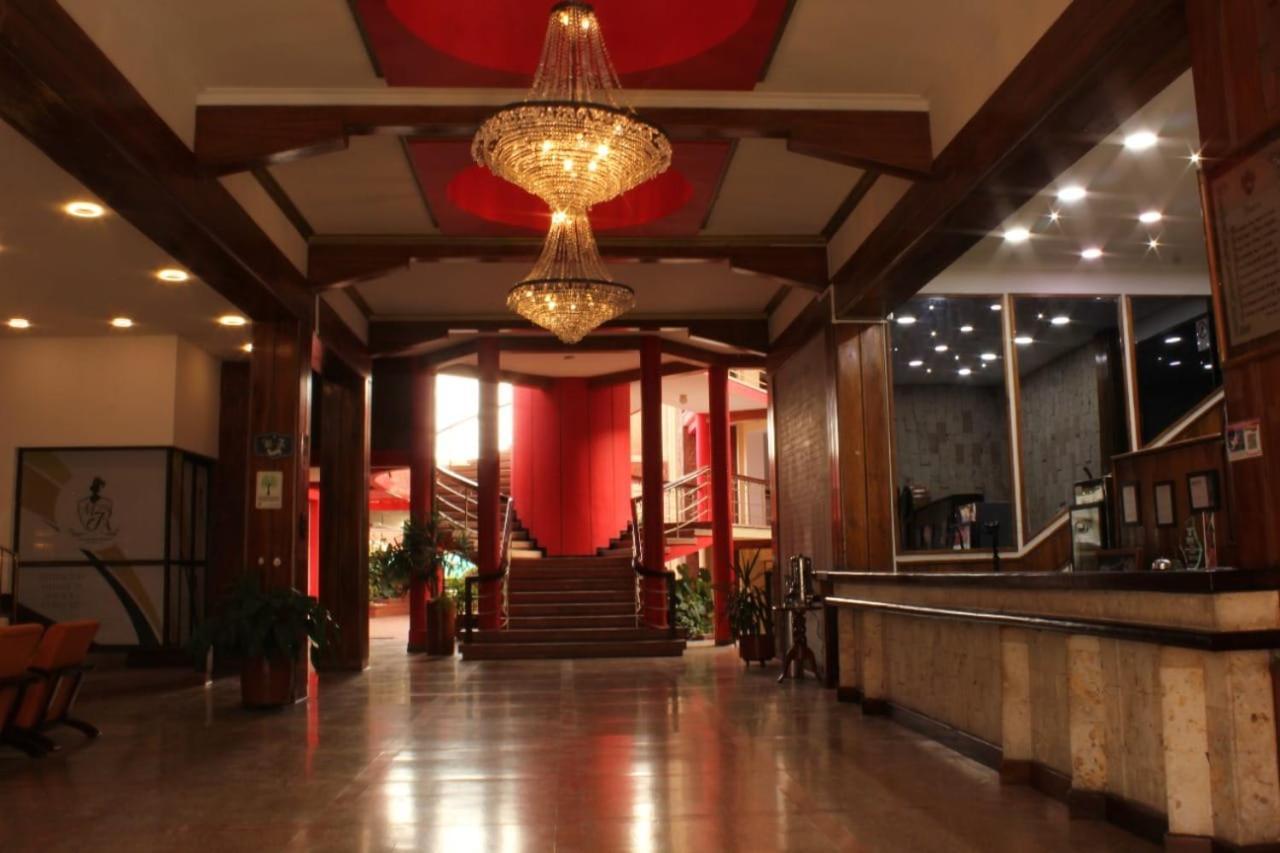 Hotel Mariscal Robledo Cartago Exteriör bild